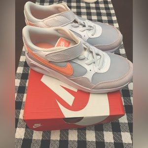 Nike Tennis Shoes, Girls Youth Size 3, Brand New in box!